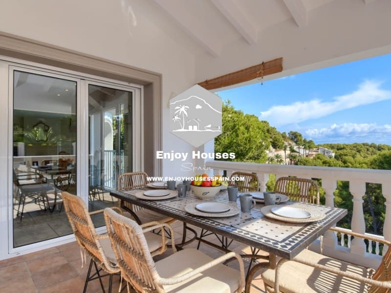 4 bedroom Villa for sale in Javea / Xabia - € 1,295,000 (Ref: 9301015)