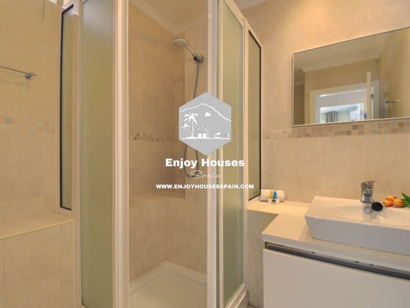 4 bedroom Villa for sale in Javea / Xabia - € 1,295,000 (Ref: 9301015)