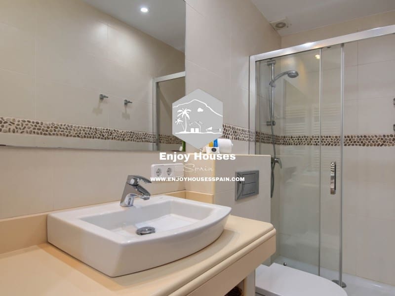 4 bedroom Villa for sale in Javea / Xabia - € 1,295,000 (Ref: 9301015)