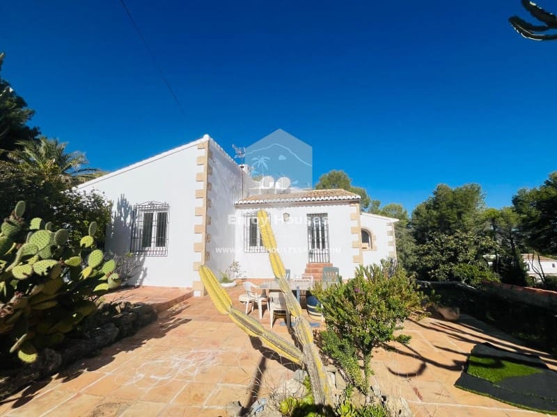 3 bedroom Villa for sale in Javea / Xabia - € 899,000 (Ref: 9353373)