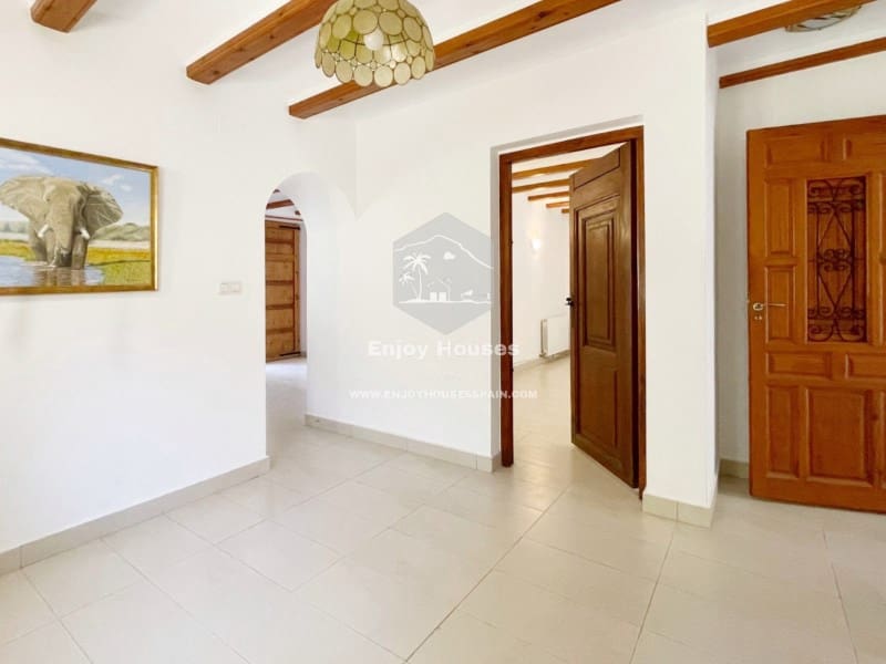 5 soveværelse Villa til salg i Javea / Xabia med swimmingpool - € 769.000 (Ref: 9353375)