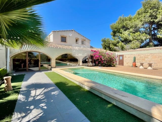 5 soveværelse Villa til salg i Partida Tosal - Zona del Castellans, Javea / Xàbia med swimmingpool - € 769.000 (Ref: 9353375)