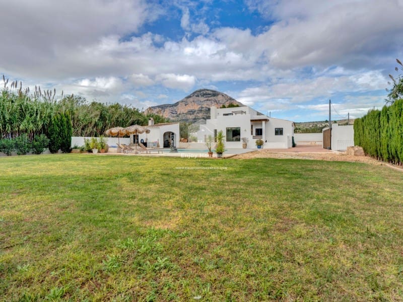 4 slaapkamer Villa te koop in Javea / Xabia - € 995.000 (Ref: 9356564)