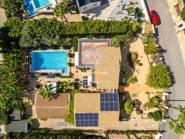 4 sypialnia Willa na sprzedaż w Altea la Vella, Altea z basenem garażem - 800 000 € (Ref: 9371500)