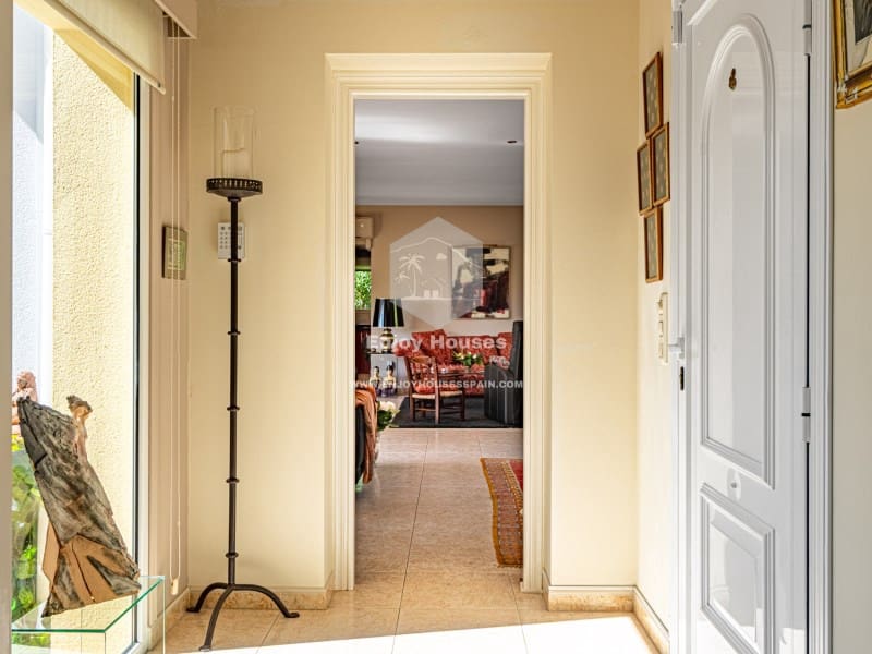 4 soveværelse Villa til salg i Altea la Vella med swimmingpool garage - € 800.000 (Ref: 9371500)