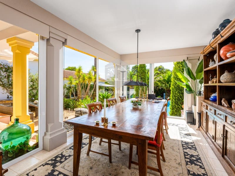 4 soveværelse Villa til salg i Altea la Vella med swimmingpool garage - € 800.000 (Ref: 9371500)