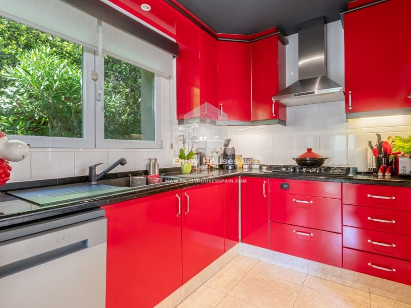 4 soveværelse Villa til salg i Altea la Vella med swimmingpool garage - € 800.000 (Ref: 9371500)