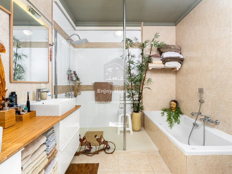 4 soveværelse Villa til salg i Altea la Vella med swimmingpool garage - € 800.000 (Ref: 9371500)