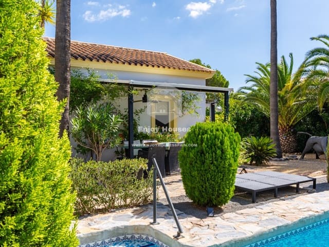 4 sypialnia Willa na sprzedaż w Altea la Vella, Altea z basenem garażem - 800 000 € (Ref: 9371500)