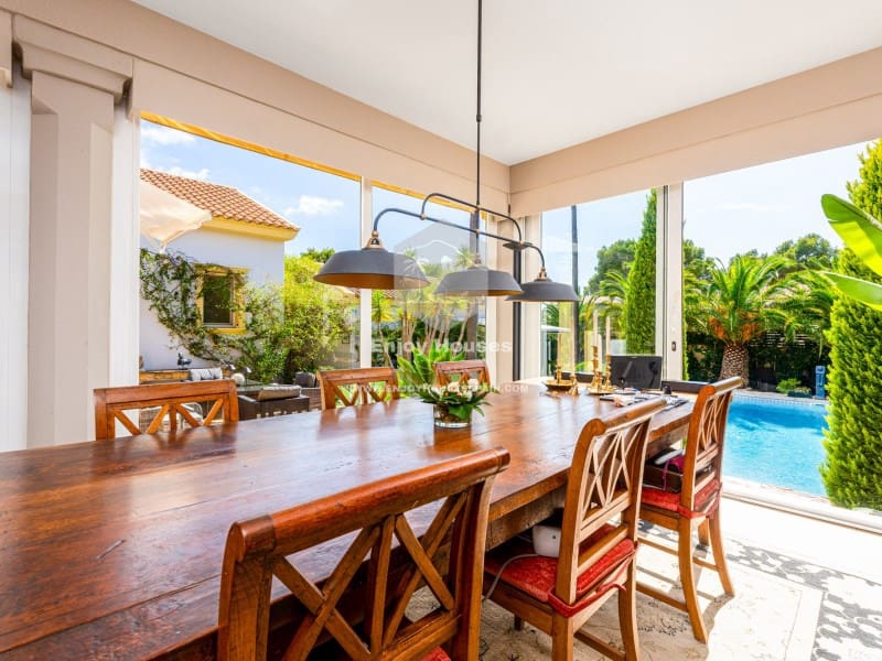 4 soveværelse Villa til salg i Altea la Vella med swimmingpool garage - € 800.000 (Ref: 9371500)