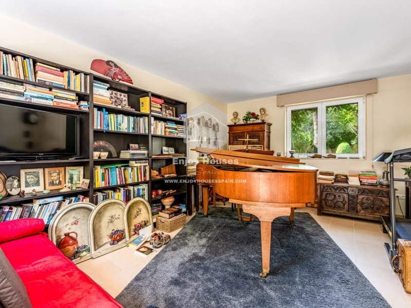 4 soveværelse Villa til salg i Altea la Vella med swimmingpool garage - € 800.000 (Ref: 9371500)