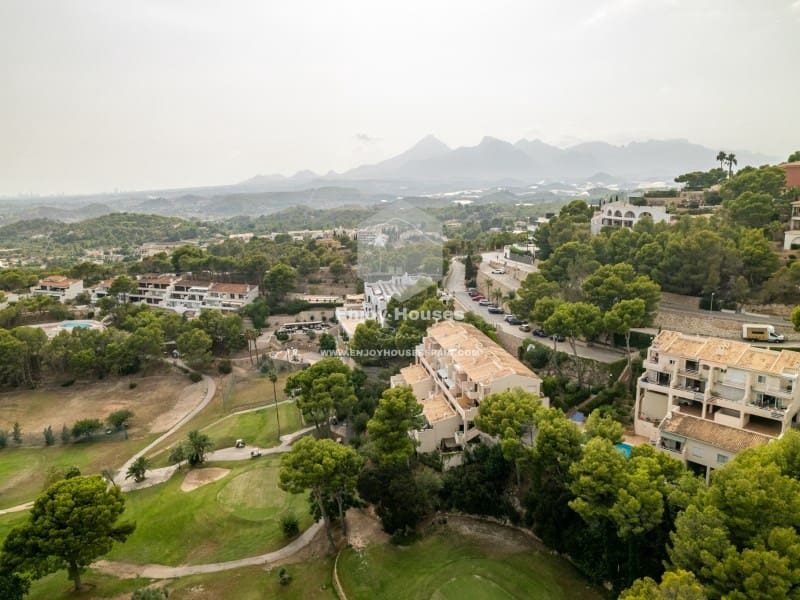 3 bedroom Apartment for sale in Altea la Vella with garage - € 385,000 (Ref: 9371501)