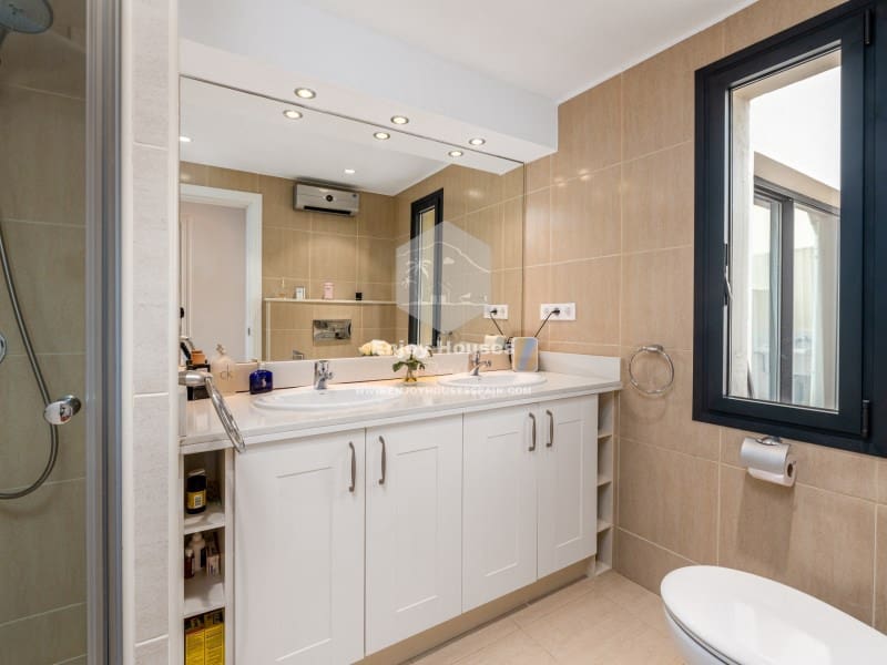 3 bedroom Apartment for sale in Altea la Vella with garage - € 385,000 (Ref: 9371501)