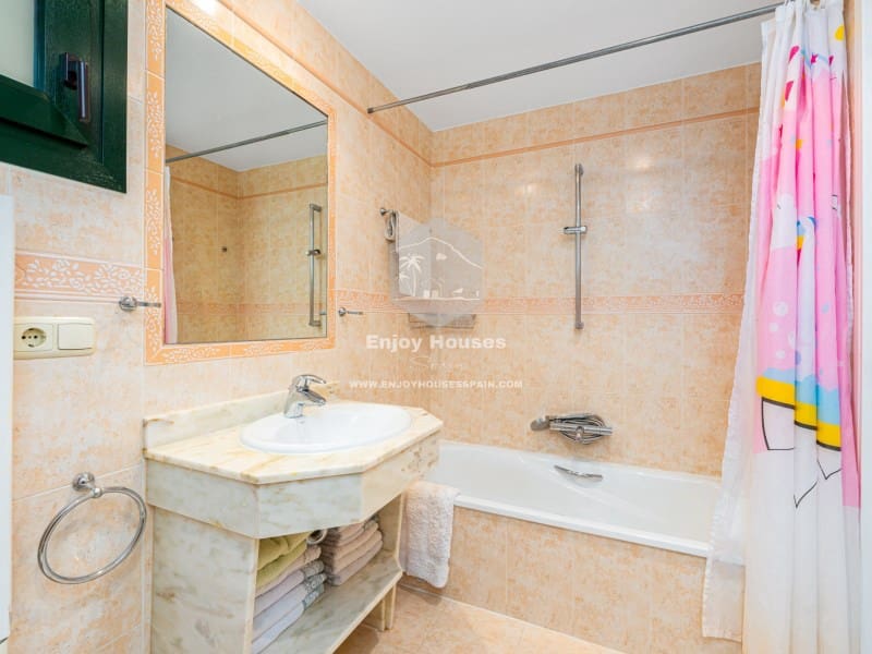 2 sovrum Takvåning till salu i Altea med garage - 650 000 € (Ref: 9371502)