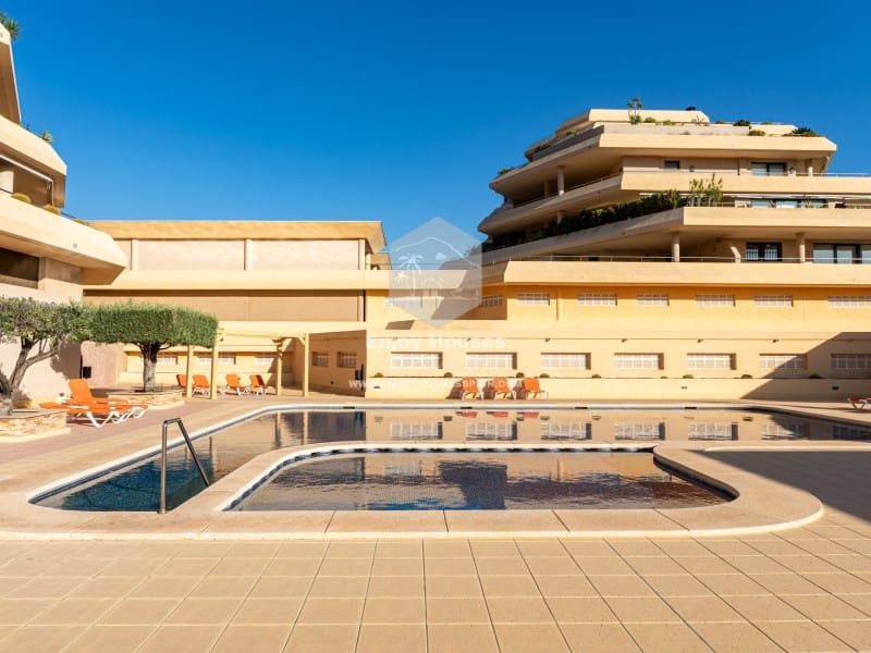 2 sovrum Takvåning till salu i Altea med garage - 650 000 € (Ref: 9371502)