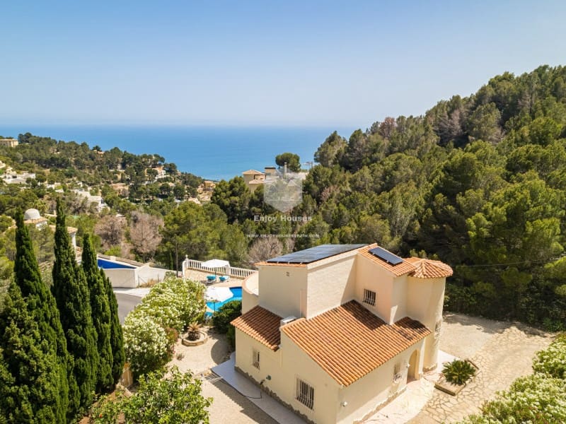 3 bedroom Villa for sale in Altea la Vella with pool - € 725,000 (Ref: 9371505)