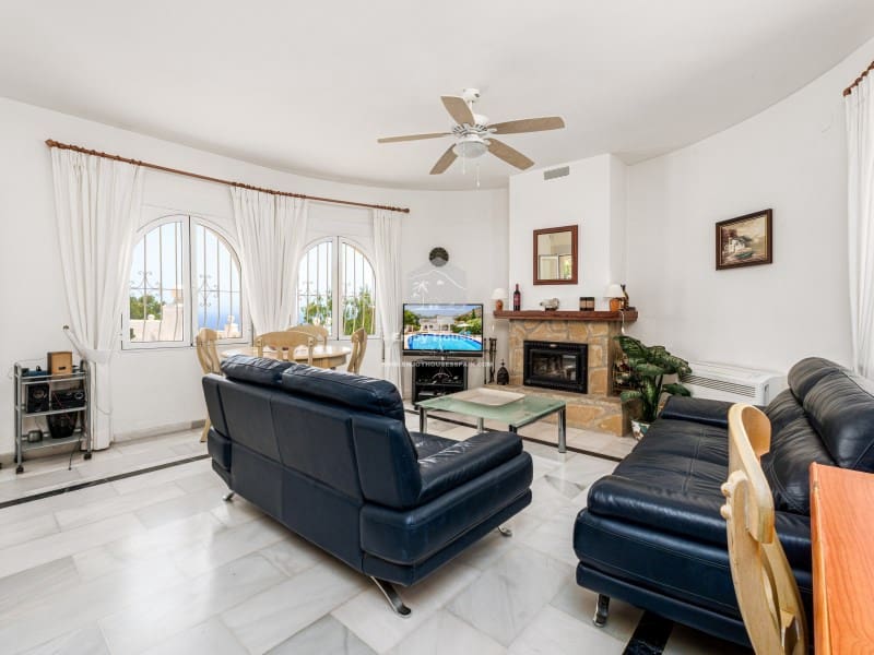 3 bedroom Villa for sale in Altea la Vella with pool - € 725,000 (Ref: 9371505)