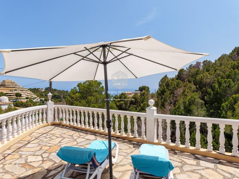 3 bedroom Villa for sale in Altea la Vella with pool - € 725,000 (Ref: 9371505)