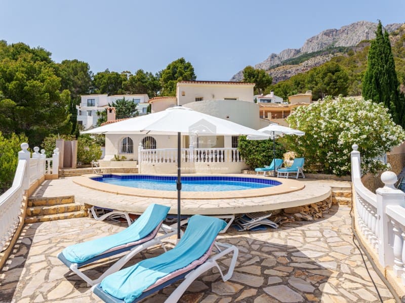 3 bedroom Villa for sale in Altea la Vella with pool - € 725,000 (Ref: 9371505)