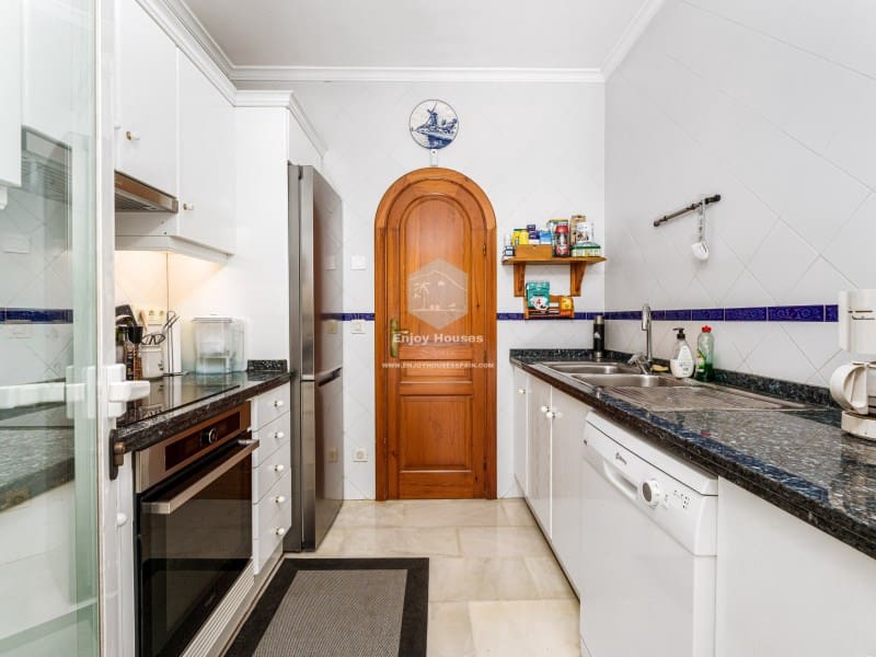 3 bedroom Villa for sale in Altea la Vella with pool - € 725,000 (Ref: 9371505)
