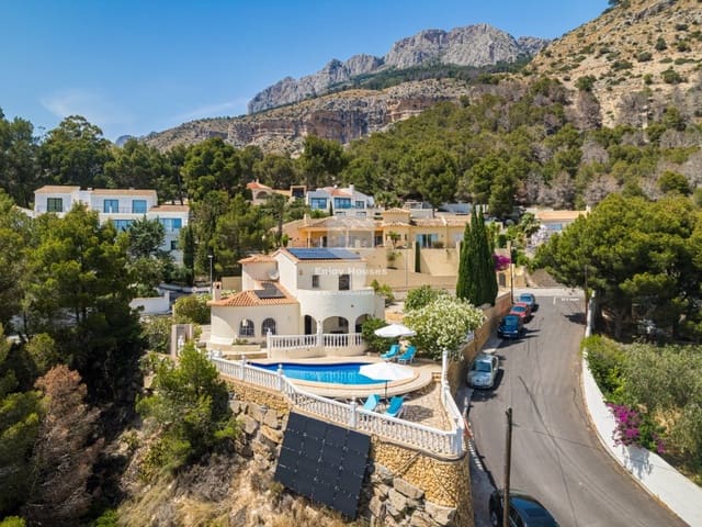 3 makuuhuone Huvila myytävänä paikassa Altea la Vella, Altea mukana uima-altaan - 725 000 € (Ref: 9371505)