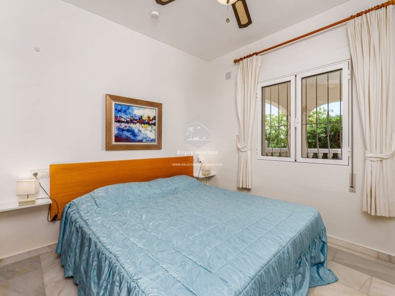 3 bedroom Villa for sale in Altea la Vella with pool - € 725,000 (Ref: 9371505)