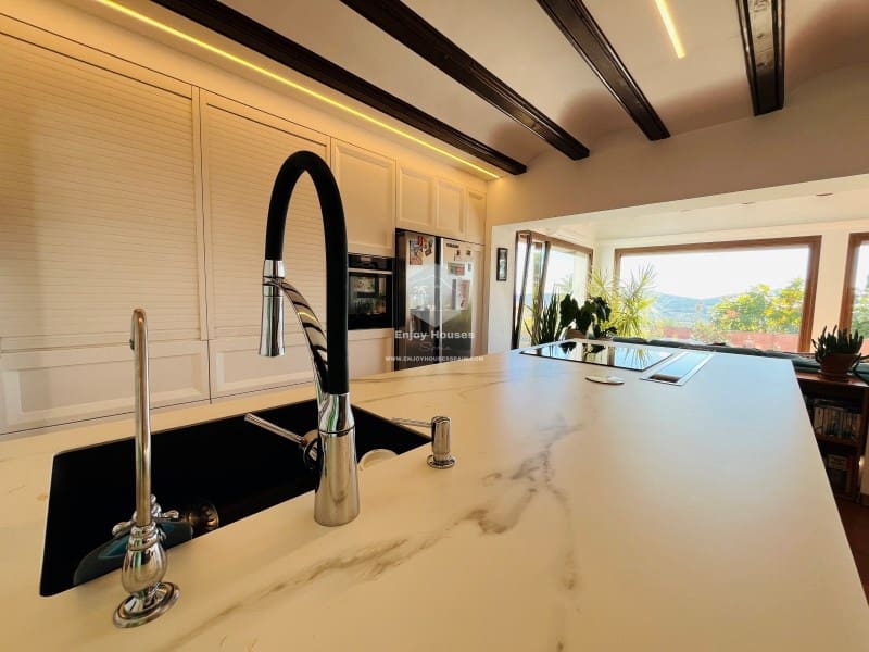 4 bedroom Villa for sale in Javea / Xabia with pool garage - € 845,000 (Ref: 9374663)