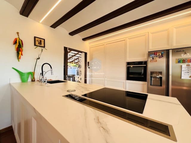 4 quarto Moradia para venda em Montgó - Ermita, Javea / Xàbia com piscina garagem - 845 000 € (Ref: 9374663)