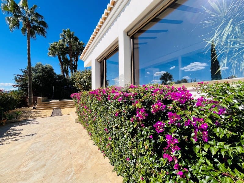 4 bedroom Villa for sale in Javea / Xabia with pool garage - € 845,000 (Ref: 9374663)