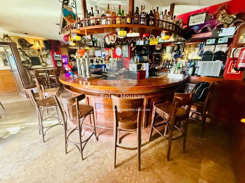 Restaurant/Bar til salg i Moraira - € 1.495.000 (Ref: 9375293)