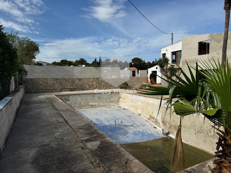 14 makuuhuone Ravintola/baari myytävänä paikassa Javea / Xabia mukana 
autotalli - 1 300 000 € (Ref: 9377933)