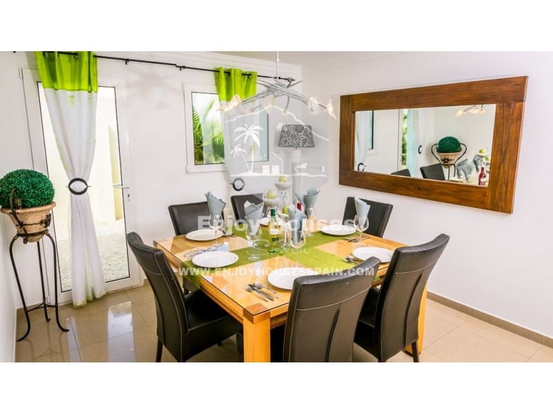 4 bedroom Villa for sale in Javea / Xabia with garage - € 750,000 (Ref: 9415348)