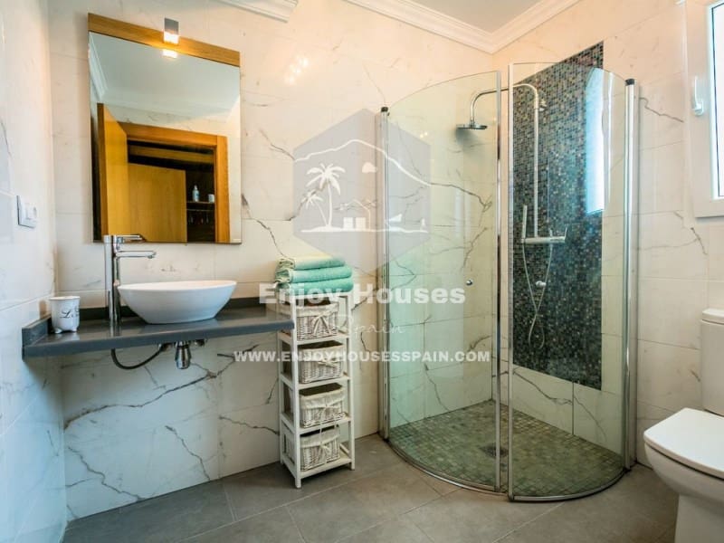 4 bedroom Villa for sale in Javea / Xabia with garage - € 750,000 (Ref: 9415348)