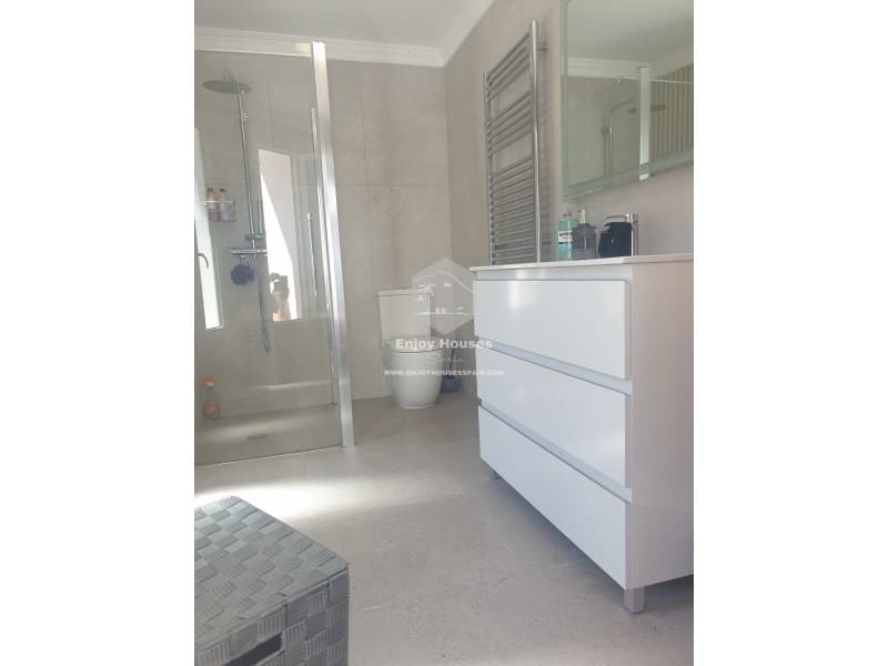 4 bedroom Villa for sale in Javea / Xabia with garage - € 750,000 (Ref: 9415348)