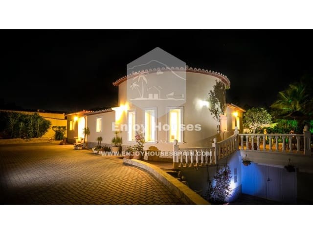 4 makuuhuone Huvila myytävänä paikassa Portichol - Balcón al Mar, Javea / Xàbia mukana 
autotalli - 750 000 € (Ref: 9415348)