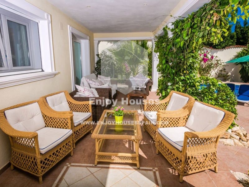 4 bedroom Villa for sale in Javea / Xabia with garage - € 750,000 (Ref: 9415348)