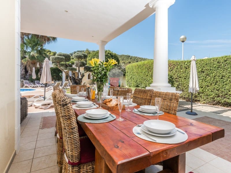 6 bedroom Villa for sale in Javea / Xabia with pool - € 1,500,000 (Ref: 9415349)