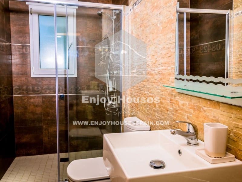 6 bedroom Villa for sale in Javea / Xabia with pool - € 1,500,000 (Ref: 9415349)