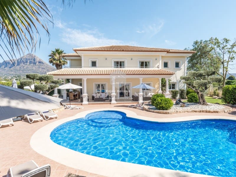 6 bedroom Villa for sale in Javea / Xabia with pool - € 1,500,000 (Ref: 9415349)