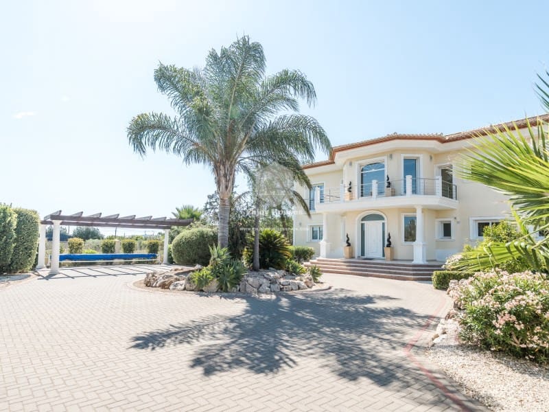 6 bedroom Villa for sale in Javea / Xabia with pool - € 1,500,000 (Ref: 9415349)