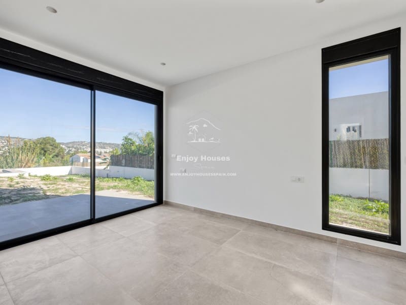 Chalet de 3 habitaciones en Javea / Xàbia en venta con piscina - 1.300.000 € (Ref: 9421682)