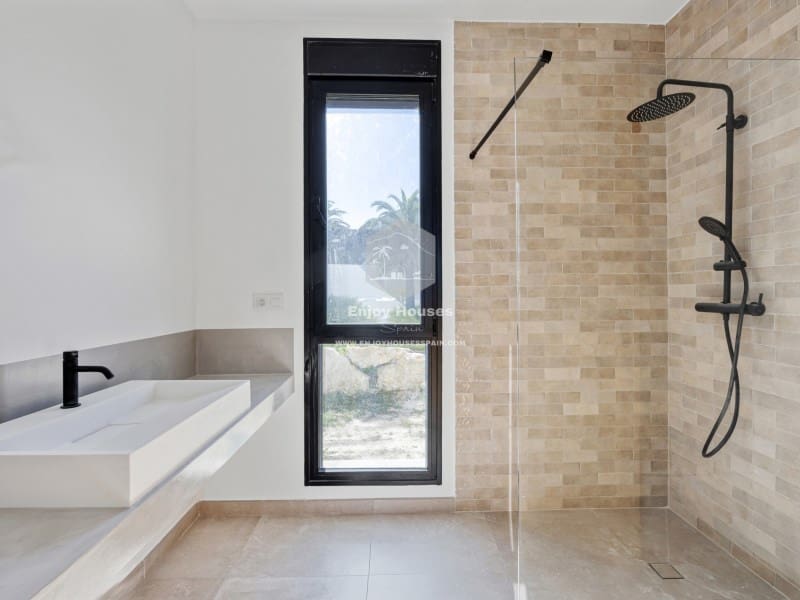 Chalet de 3 habitaciones en Javea / Xàbia en venta con piscina - 1.300.000 € (Ref: 9421682)