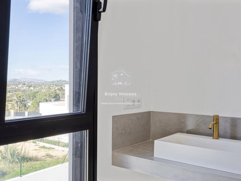 Chalet de 3 habitaciones en Javea / Xàbia en venta con piscina - 1.300.000 € (Ref: 9421682)