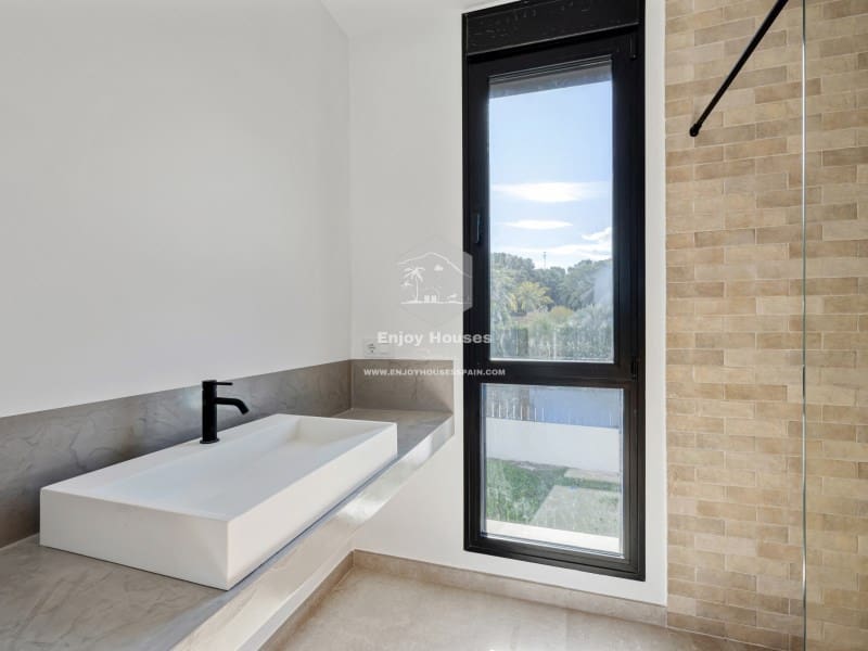 Chalet de 3 habitaciones en Javea / Xàbia en venta con piscina - 1.300.000 € (Ref: 9421682)