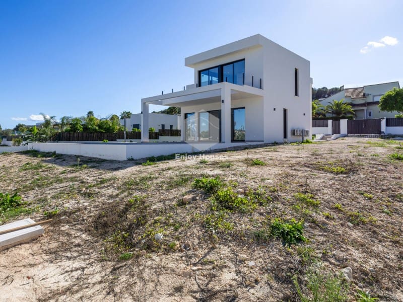 Chalet de 3 habitaciones en Javea / Xàbia en venta con piscina - 1.300.000 € (Ref: 9421682)