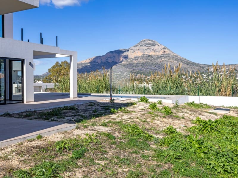 Chalet de 3 habitaciones en Javea / Xàbia en venta con piscina - 1.300.000 € (Ref: 9421682)