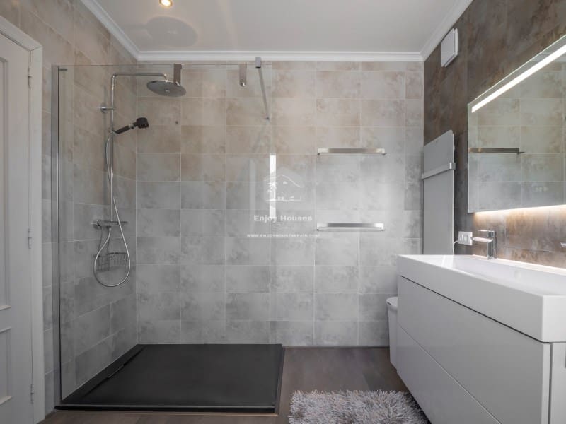 3 bedroom Villa for sale in Javea / Xabia with pool - € 899,000 (Ref: 9421685)