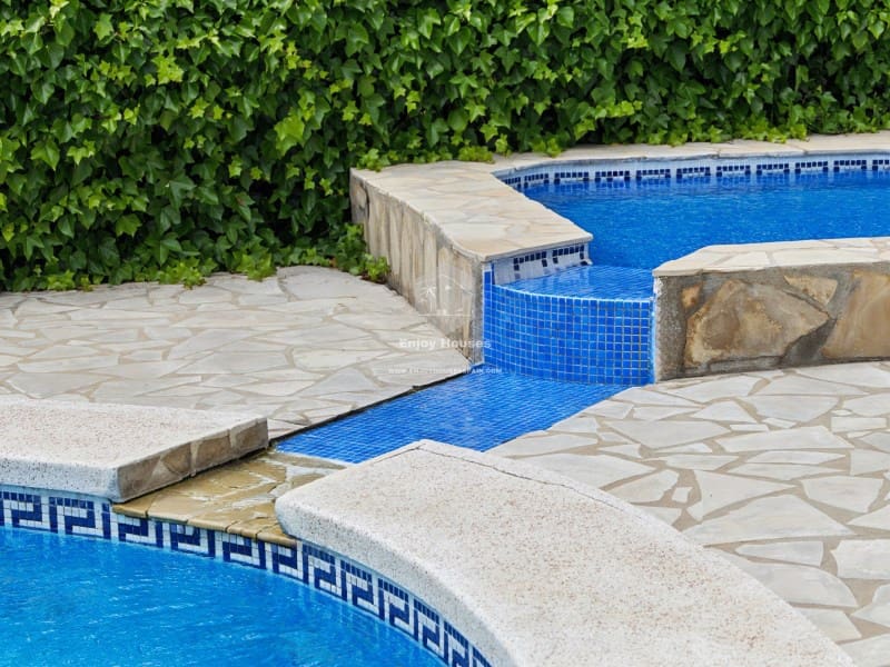 8 bedroom Villa for sale in Javea / Xabia with pool - € 1,590,000 (Ref: 9421687)