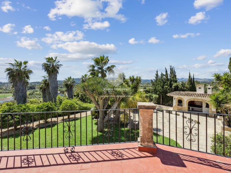 8 bedroom Villa for sale in Javea / Xabia with pool - € 1,590,000 (Ref: 9421687)