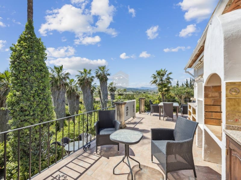 8 bedroom Villa for sale in Javea / Xabia with pool - € 1,590,000 (Ref: 9421687)